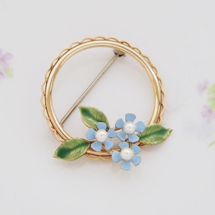 Krementz クレメンツ ゴールドトーン パール 忘れな草 サークル Krementz クレメンツ ゴールドトーン パール 忘れな草 サークル
