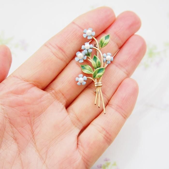 Krementz クレメンツ ゴールドトーン パール 忘れな草 花束 Krementz クレメンツ ゴールドトーン パール 忘れな草 花束
