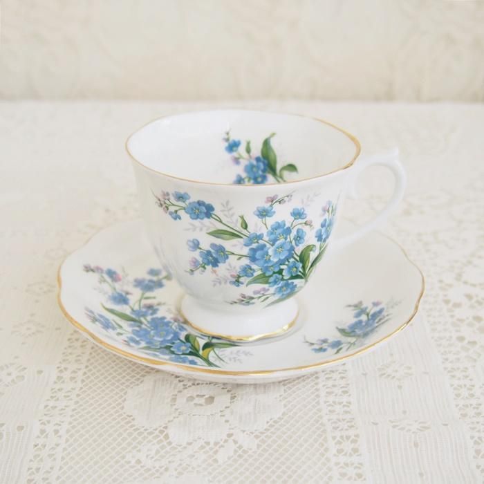 イギリス Royal Albert ロイヤルアルバート 勿忘草 カップ＆ソーサー 