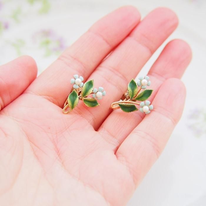 Krementzクレメンツのお花モチーフイヤリング-ヴィンテージ