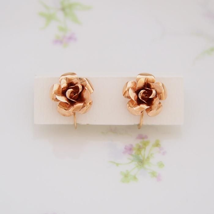 Krementz クレメンツ ゴールドトーン 薔薇 ピンクローズのイヤリング