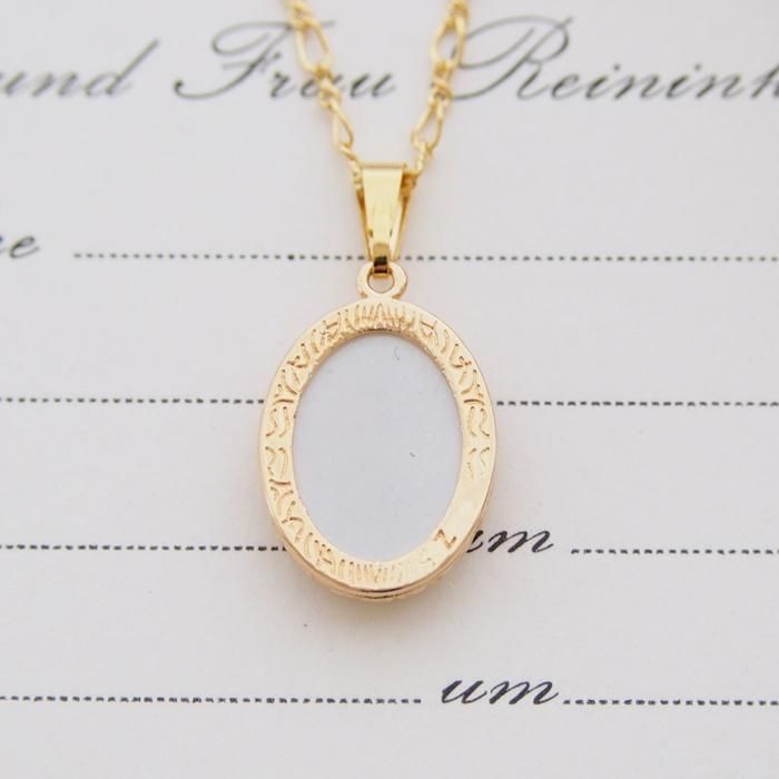 【セール中】ヴィンテージカメオクリエーションオーバルゴールドカラーフレーム セール中】ヴィンテージカメオクリエーションオーバルゴールドカラー
