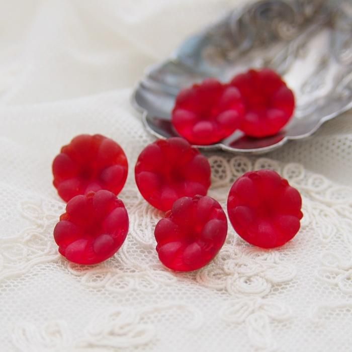 売り切れました。アンティークヴィンテージガラスボタンとコットンパールイヤーフック 1_5bd02fa62ad3d1717b3bde113c1b