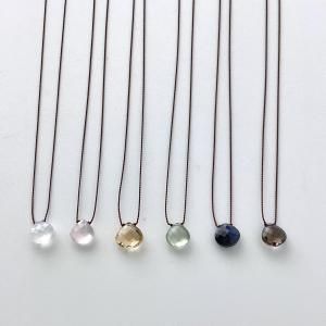 <img class='new_mark_img1' src='https://img.shop-pro.jp/img/new/icons57.gif' style='border:none;display:inline;margin:0px;padding:0px;width:auto;' />source:Margaret Solow Faceted Stone Necklace