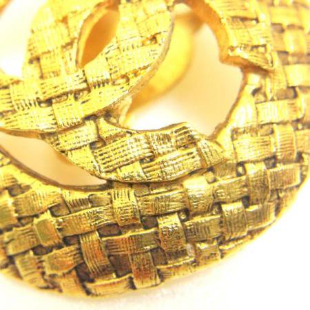CHANEL Vintage Earrings Gold Tone CC Logo 2
