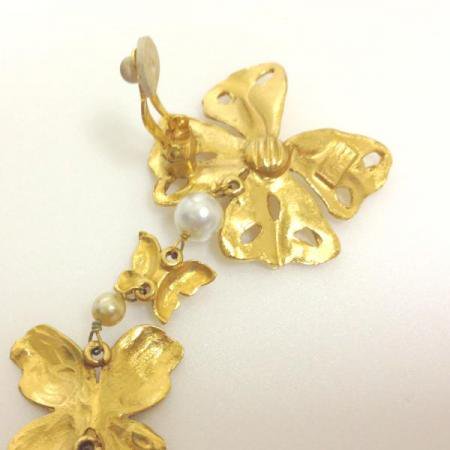 Yves Saint Laurent Vintage Earrings Pendant Butterfly with Faux peal 2