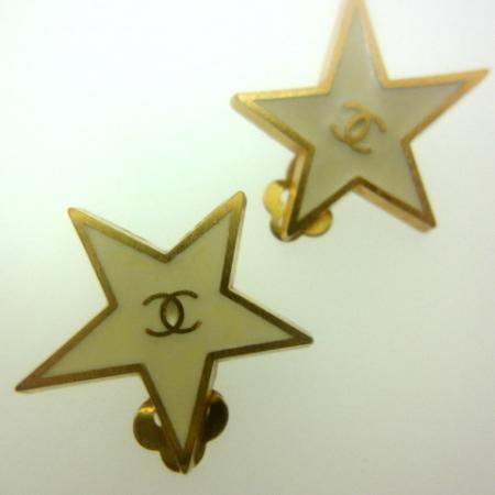 CHANEL Clip Earrings White Star with CC Logo