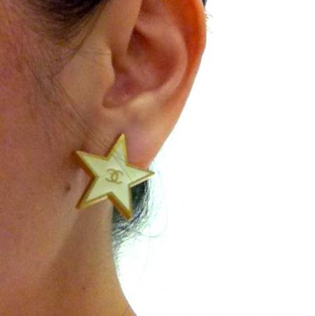 CHANEL Clip Earrings White Star with CC Logo 3