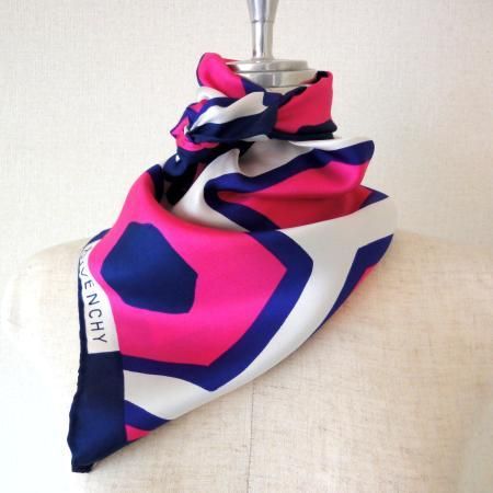 GIVENCHY Vintage Scarf<br/> Geometric Pattern <br/>Robinson & Golluber 3