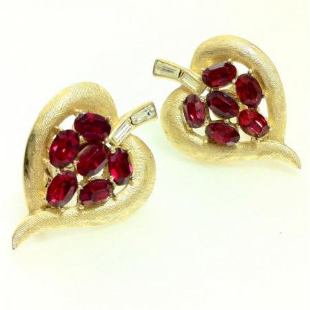 Trifari Vintage Earrings <br/>Apple Heart circa 1954