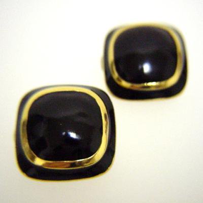 NINA RICCI <BR>Vintage Earrings Black Enamel
