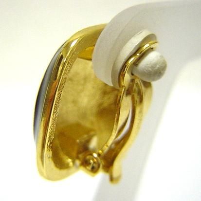 NINA RICCI <BR>Vintage Earrings Black Enamel 3