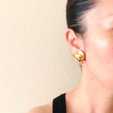 CHANEL Vintage Clip Earrings Heart with CC Logo 4
