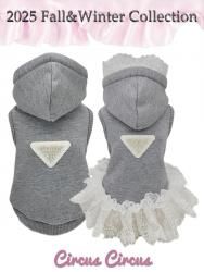 <img class='new_mark_img1' src='https://img.shop-pro.jp/img/new/icons11.gif' style='border:none;display:inline;margin:0px;padding:0px;width:auto;' />Classy Laced Hoodie