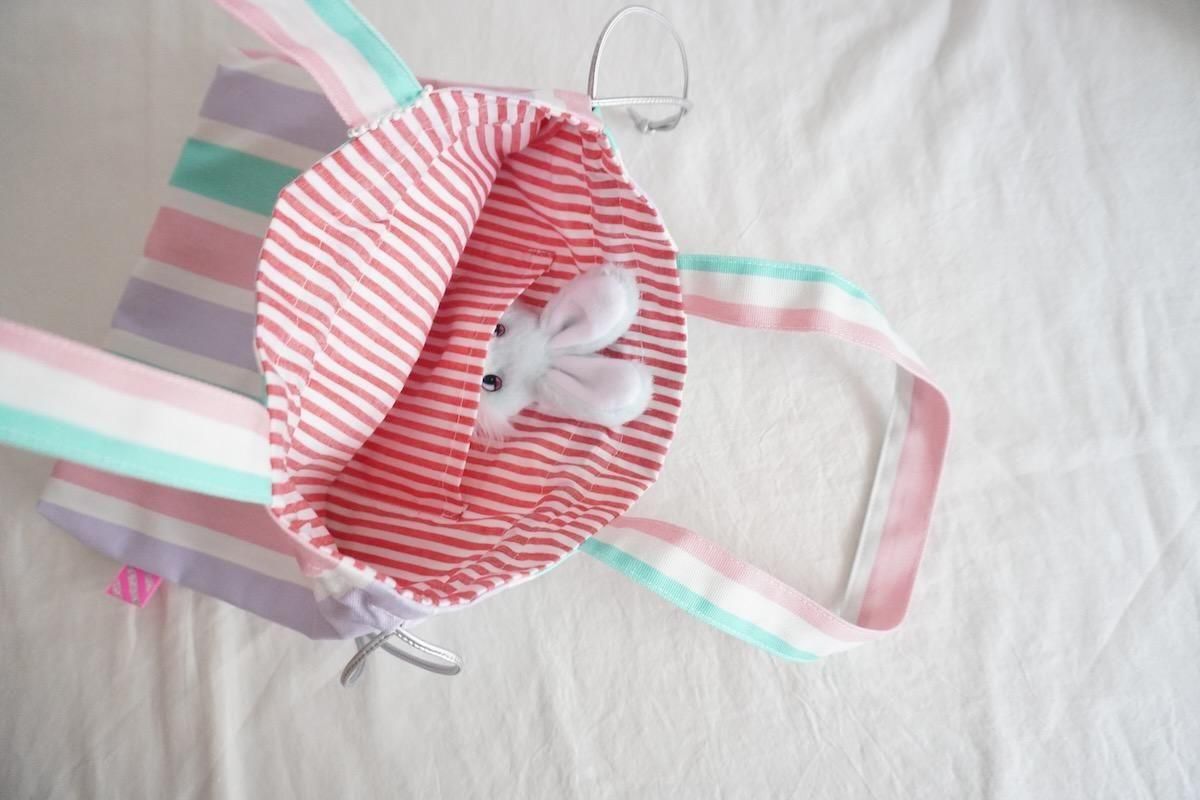 お気に入りの - Stripe Brooch付き巾着バッグ/Pastel Shopping et Sophie - 財布・ケース・小物入れ