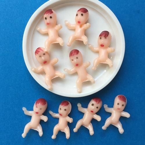 ペイント雑だけど面白い おぎゃーミニ赤ちゃんフィギュア 3人セット ハンドメイド レジン材料 アクセサリーパーツの通販サイトcollage コラージュ