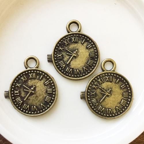 アクセサリー　まとめ売りセット　詰め合わせ　大量　中古　古い　レトロ　時計 43296293_o2.jpg?cmsp_timestamp