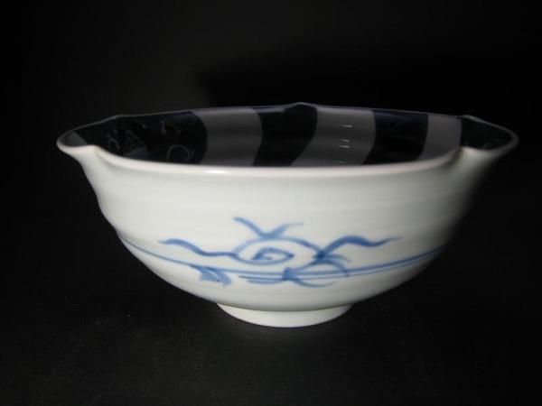 有田焼 李荘窯 鉢 染付流水唐草紋 約20.7cm✖️高さ約9cm 李そう
