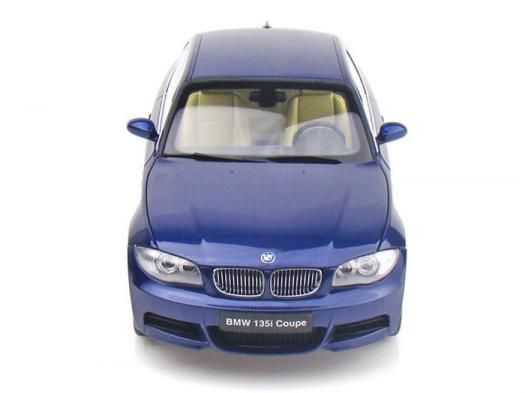 1/18 モデルカー kyosho BMW 135I (E82) Coupe Bue 1/18 モデルカー kyosho BMW 135I (E82) Coupe Bue