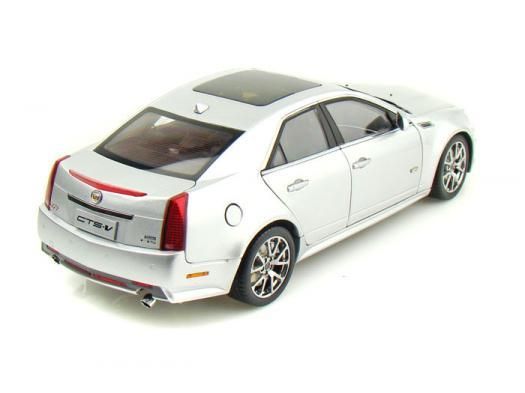 1/18 モデルカー kyosho 2009 Cadillac キャデラック CTS-V Silver