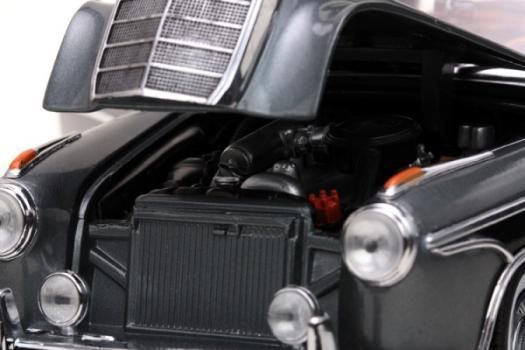 1/18 モデルカー Sunstar 1958 メルセデス ベンツ Mercedes-Benz