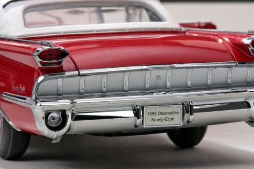 1/18 モデルカー Sunstar 1959 オールズモービル Oldsmobile 98 Closed