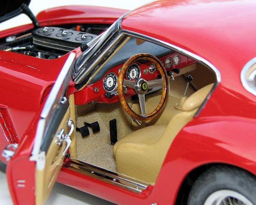 1/18 モデルカー CMC 1961 フェラーリ Ferrari 250 GT SWB Berlinetta