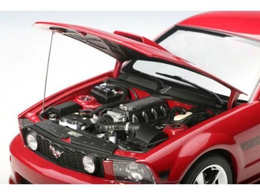 オートアート 1/18 モデルカー 2007 Ford Mustang GT California オートアート 1/18 モデルカー 2007 Ford Mustang GT California