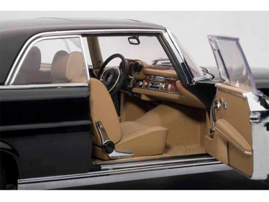 オートアート 1/18 モデルカー 1968 Mercedes-Benz 280SE Coupe 1/18 Black