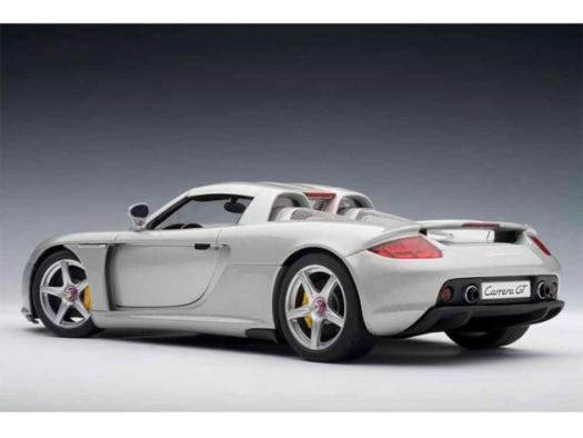 オートアート 1/18 モデルカー Porsche Carrera GT 1/18 Silver