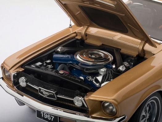 オートアート 1/18 モデルカー 1967 Ford Mustang GT390 1/18 Gold オートアート 1/18 モデルカー 1967 Ford Mustang GT390 1/18 Gold