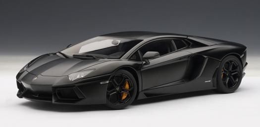 オートアート モデルカー ランボルギーニ アヴェンタドール LP700-4,Nero Nemesis/Matt Black 1/18 74661