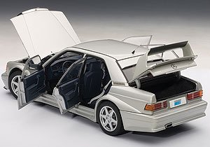 メルセデス ベンツ 190E 2.5-16 Evo2 (シルバー) 1:18 Die Cast Models - 1/18 モデルカー 専門通販  Diecast World