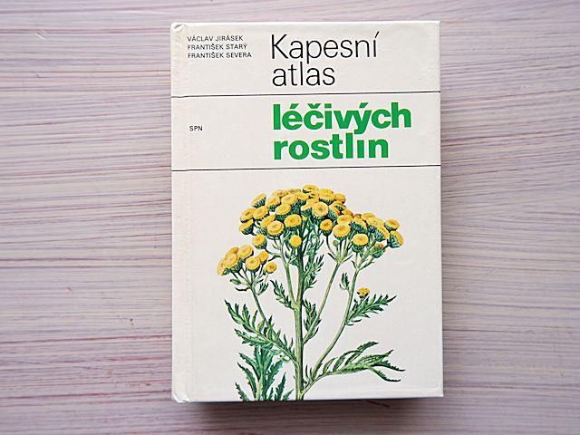 チェコの古い植物図鑑 Amazon.co.jp: チェコの古い植物図鑑(lesni rostliny 1966年