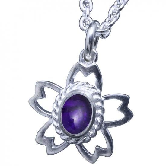 桜 さくら ペンダント/ネックレス ：日本代表的な花として古来