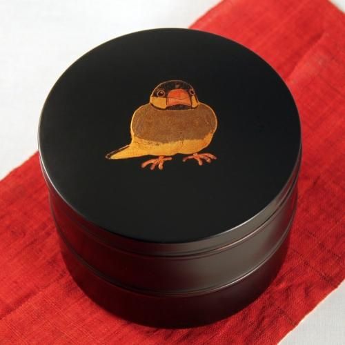 重箱本漆箱蓋2枚付きーNO511・お宝クラスの最高品物です。 重箱本漆箱蓋2枚付きーNO511・お宝クラスの最高品物です。