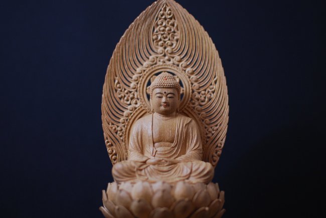 仏像を通販でお探しなら【中居堂】へ〜様々なサイズ・種類・宗派の仏像を販売〜