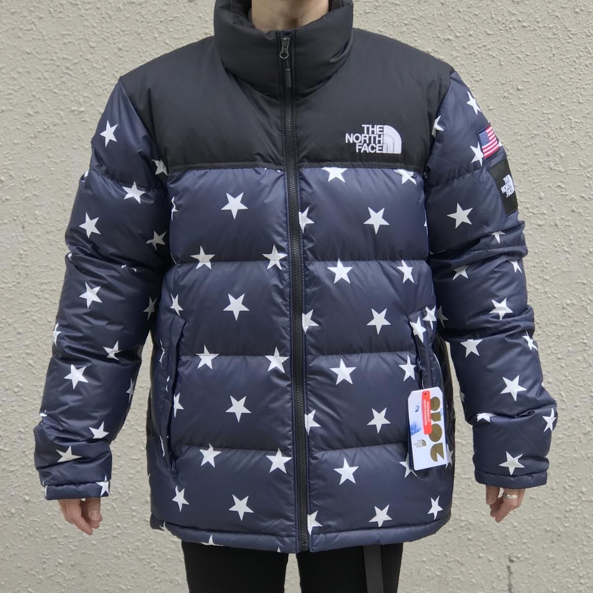 ノースフェイス　nuptse  international  星柄