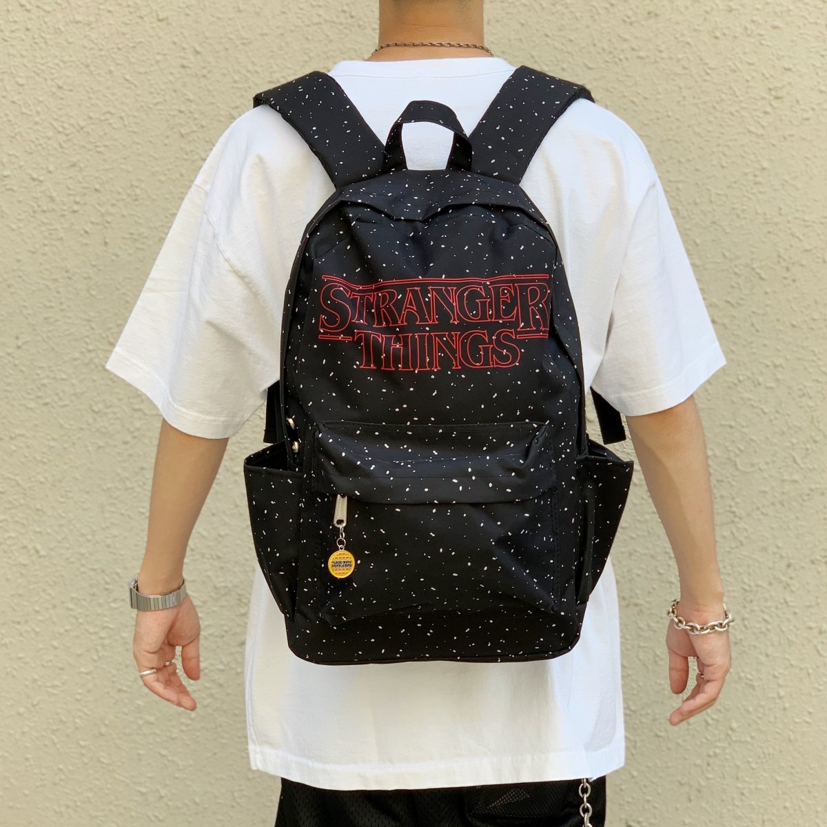 日本未発売 新品 STRANGER THINGS Logo Speckled Backpack