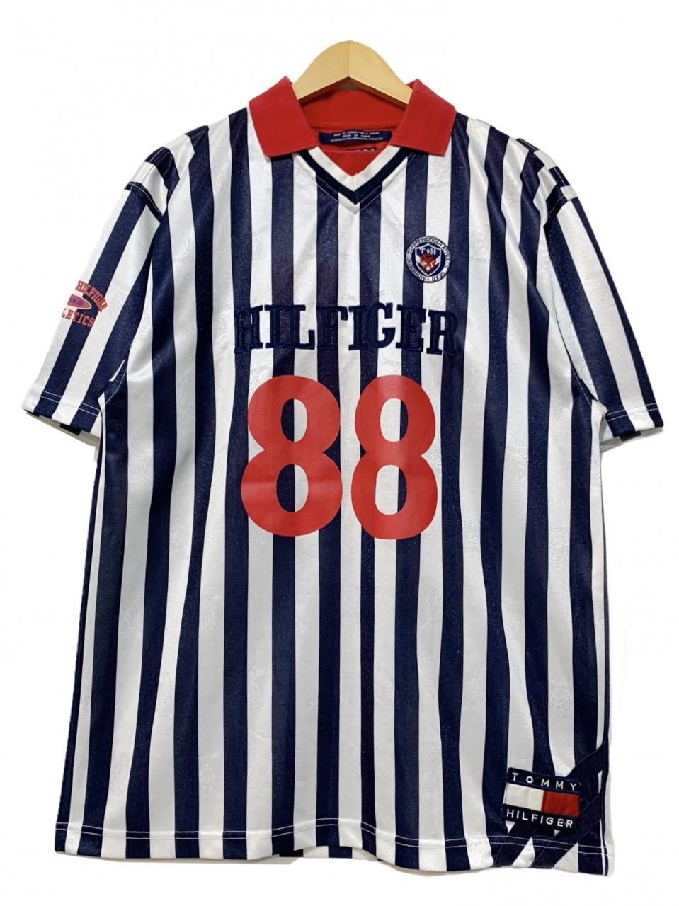 90s Tommy Hilfiger Stripe Soccer Shirt 白紺 S L相当 トミーヒルフィガー サッカーシャツ ユニフォーム ストライプ トリコロール クレスト ロゴ 刺繍 Newjoke Online Store 90s Tommy Hilfiger Stripe Soccer Shirt 白紺 S L相当 トミーヒルフィガー サッカーシャツ ユニフォーム ストライプ トリコロール クレスト ロゴ 刺繍 Newjoke Online Store