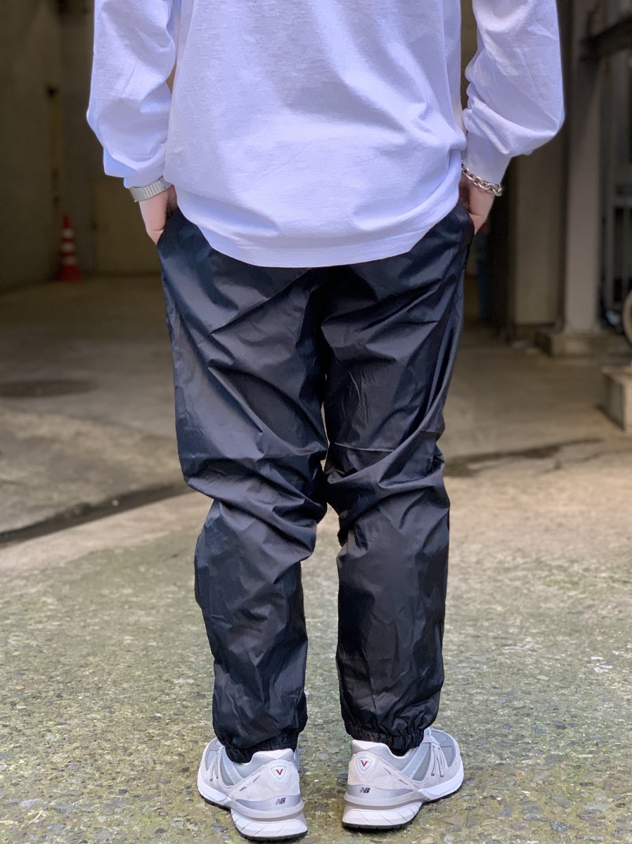 新品 BEIMAR Nylon Jogger Pants with Mesh Lining (BLACK) ナイロンパンツ ジョガーパンツ 裏地付き  黒 ブラック - NEWJOKE ONLINE STORE