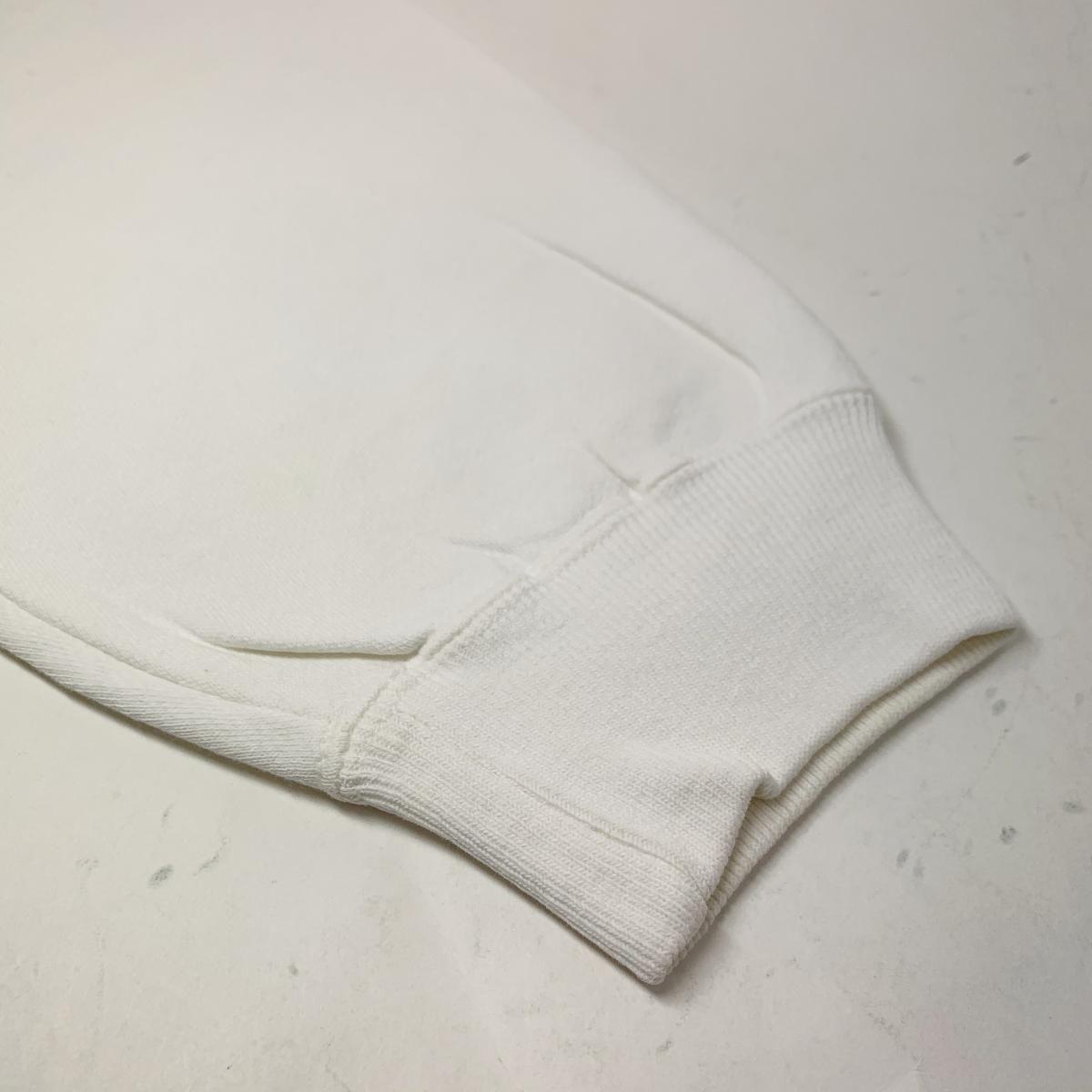 オールドギャップ 復刻版 ショート丈スウェット 白抜き デカロゴ オールドギャップ 復刻版 ショート丈スウェット 白抜き デカロゴ