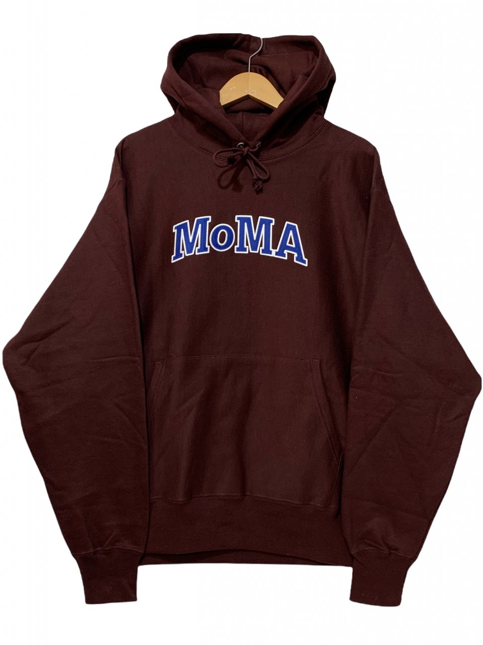 新品 US企画 Champion × MoMA Limited Edition Reverse Weave Sweat Hoodie (MAROON)  チャンピオン モマ リバースウィーブ パーカー - NEWJOKE ONLINE STORE