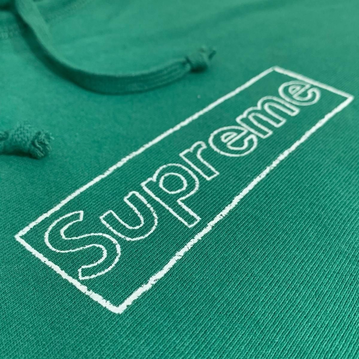 新品 21SS SUPREME KAWS Chalk Logo Hooded Sweatshirt 緑 L 新品 21SS SUPREME KAWS Chalk Logo Hooded Sweatshirt 緑 L