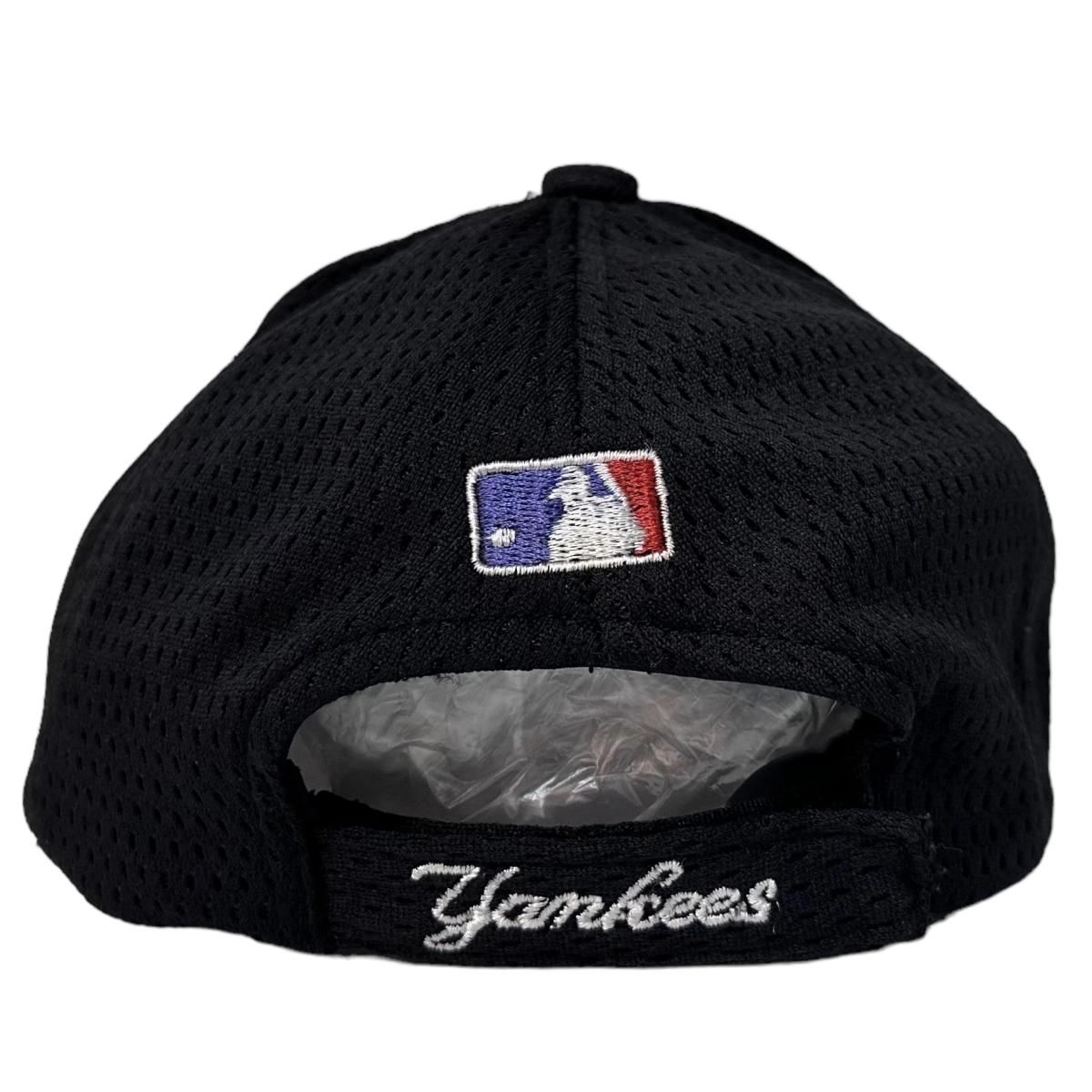 90s NEWERA 90s NEWERA