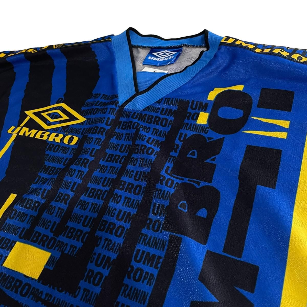 90s UMBRO Logo S/S Soccer Jersey 黒青 L アンブロ サッカー 90s UMBRO Logo S/S Soccer Jersey 黒青 L アンブロ サッカー