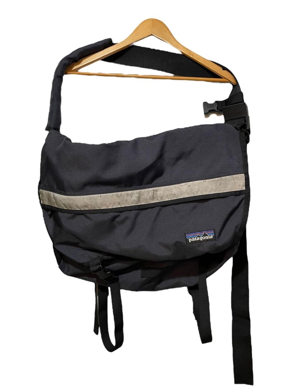 patagonia Critical Mass Messenger Bag 紺 パタゴニア patagonia Critical Mass Messenger Bag 紺 パタゴニア
