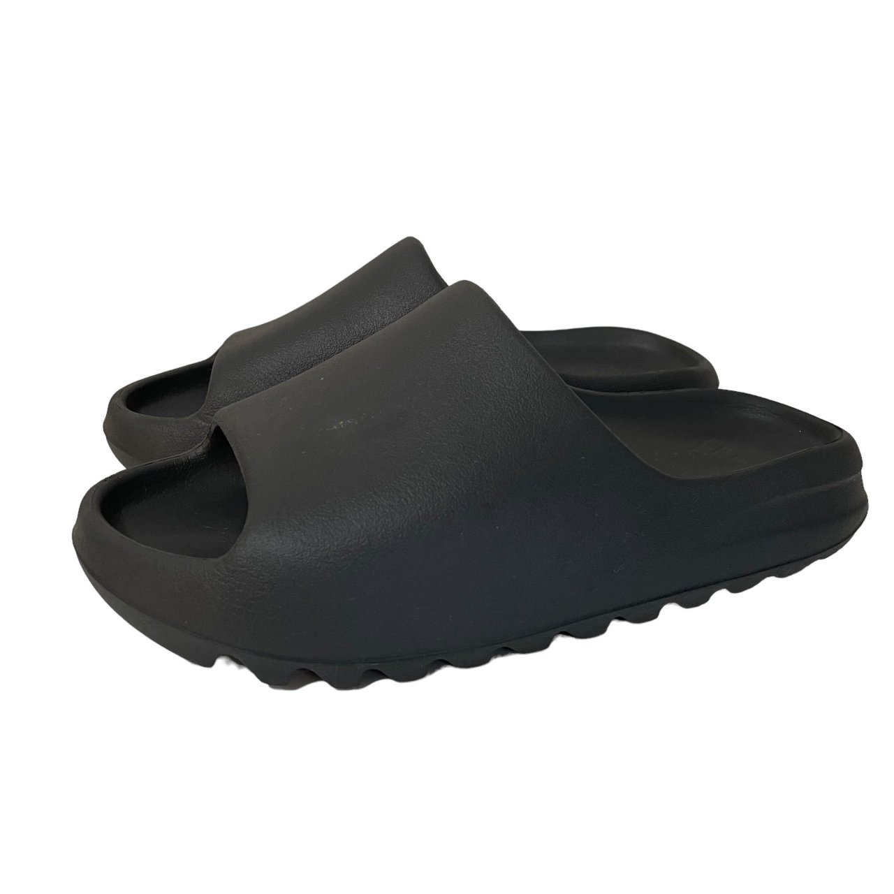 ADIDAS × Kanye West YEEZY SLIDE DARK ONYX 墨黒 US9/26.5cm アディダス イージースライド  ダークオニキス カニエ チャコール 灰 - NEWJOKE ONLINE STORE