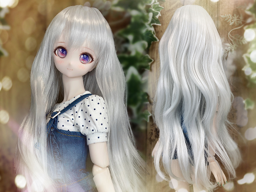 ドールウィッグ*エアリーロング*シルバーアッシュ*9~9.5インチ ドールウィッグ*エアリーロング*シルバーアッシュ*9~9.5インチ