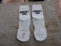 perefct  tan    partition  socks    /　white